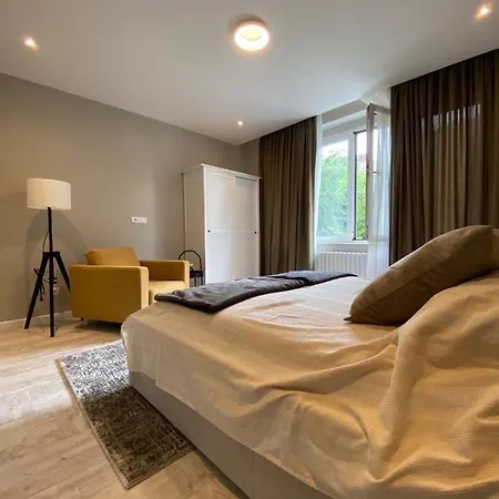 Daire Apartman Teatar